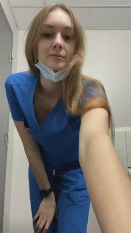Any idea of her name ? : video clip