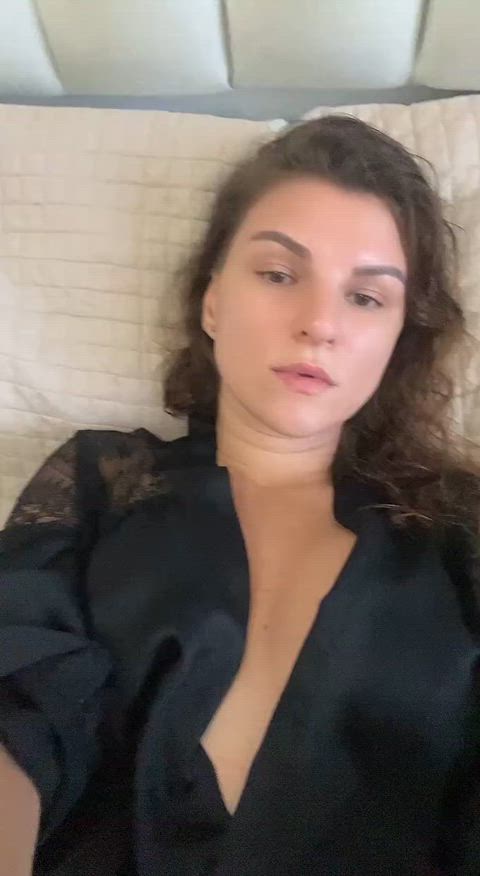 Something about today just makes me horny : video clip