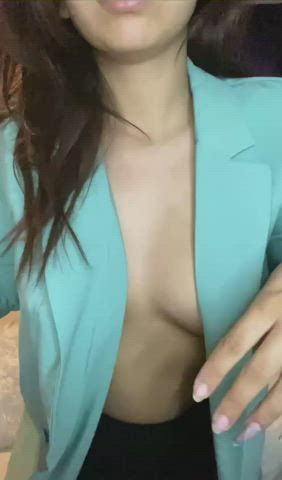 Greetings from my boobs : video clip