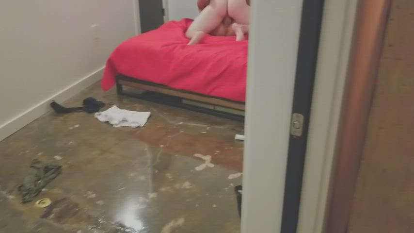 A clip from one of our early encounters with a stranger. I don't know what he was doing to Lana, but she was screaming so loud I could not hold myself and came on the polished cement floor of our old loft while he came all over her... (sound on the r : video clip