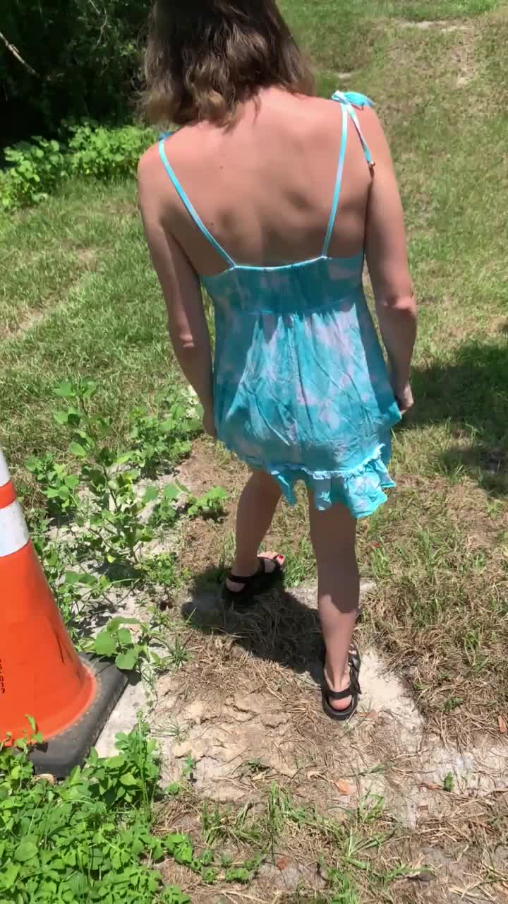I've been thinking streaking at a construction site would be fun, got to confirm that today! : video clip
