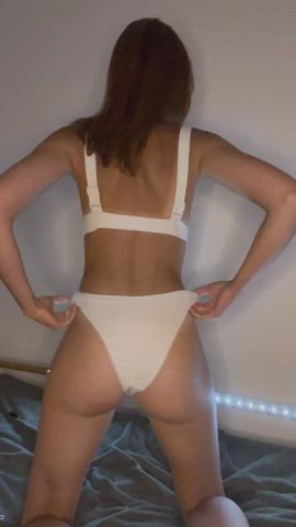 Never being wrong while smashing my petite tits : video clip