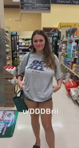 Just doing some grocery shopping…😜🍉 [GIF] : video clip
