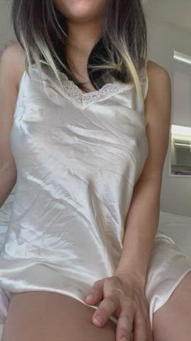 Ready for you to come to bed : video clip
