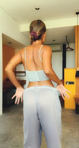 Should i open it wider next time ? :P : video clip