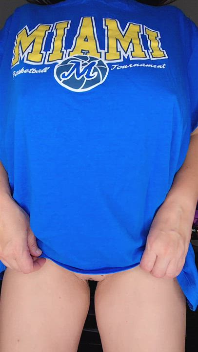 5'3 Curvy Mom. Breeding Material or just Funbags? 😋💕 [f][1 kid] : video clip