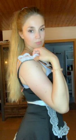 would you fuck your own waitress : video clip