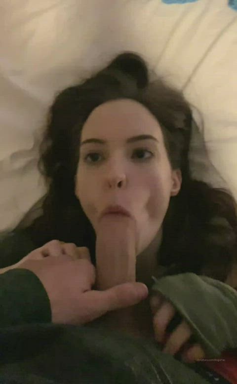Need a throat to use when gooning : video clip
