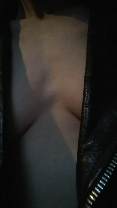 I'm just a pale girl in leather jacket ;) : video clip