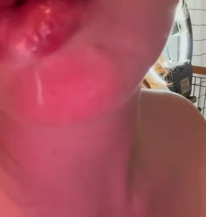 LOTS of cum to see : video clip