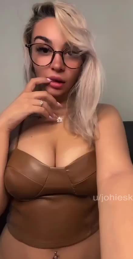 Too many curves on this couch : video clip