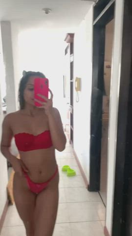 I m really naughty, would u make my cheeks red : video clip