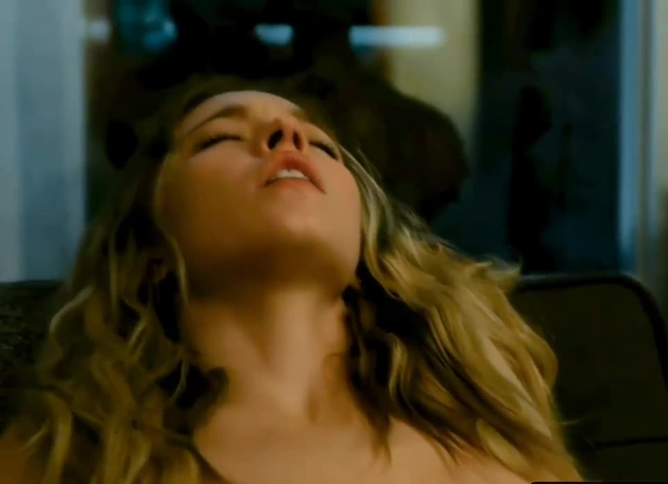 Hot Sydney Sweeney : video clip