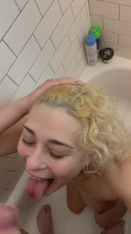 Nice, thick load on my face😊 : video clip
