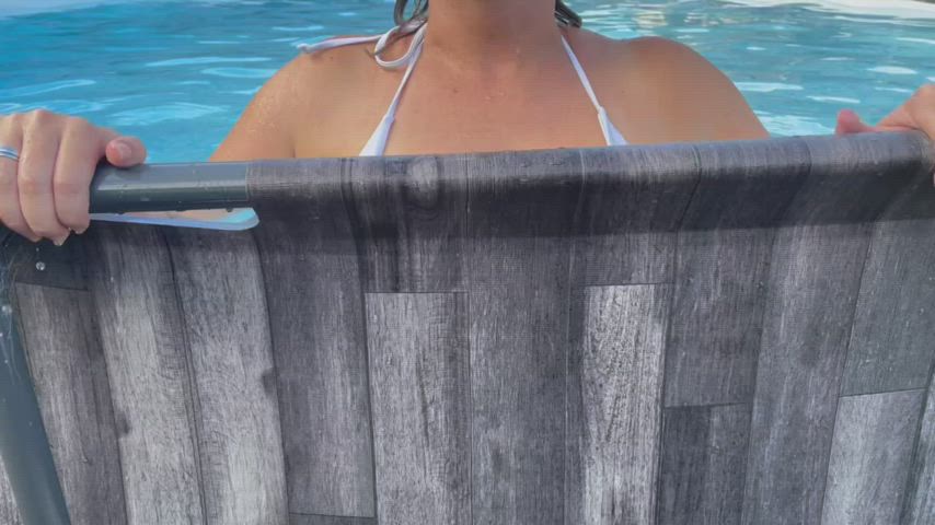 I hope your cock will get hard in this cold water! : video clip