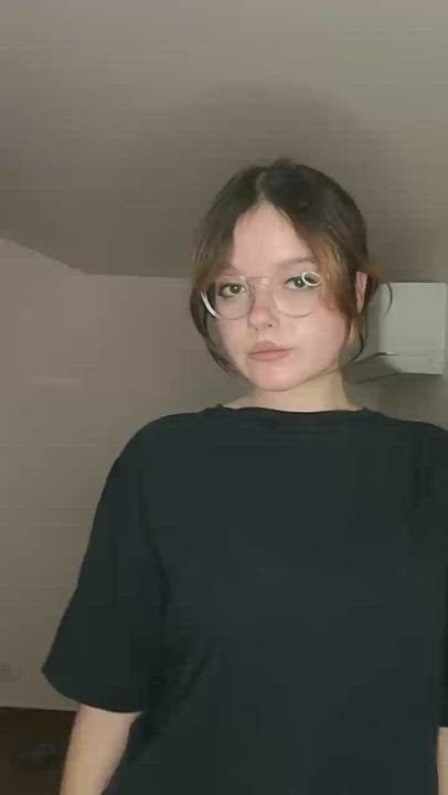 I'm just an art student with some secret passions 😈 : video clip