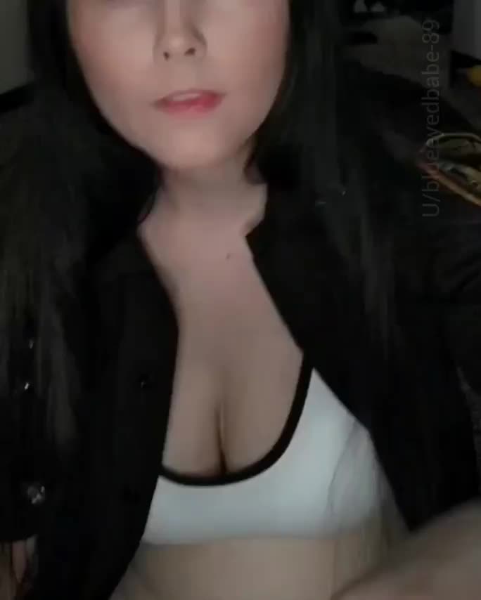 If you don't breed me, I'll handcuff you. : video clip