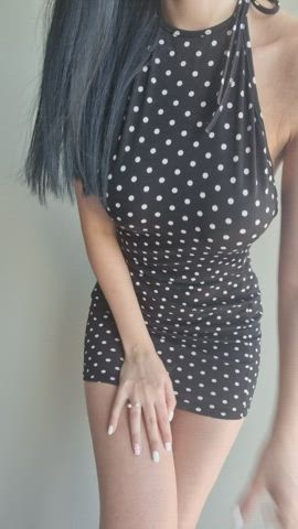 I'm tiny but soft in all the right places : video clip