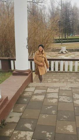 It got warmer, more people in the parks, more risk and fun. heh [GIF] : video clip
