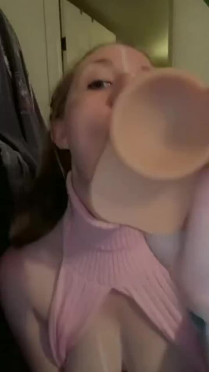 Covered in a load and still recording content! Redheads do it the best! : video clip