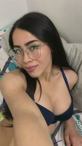 Never been with an asian girl? Let’s fix that 🤤 : video clip