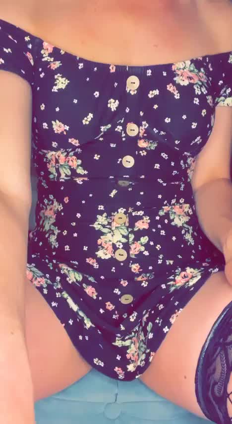 Isn’t this dress really cute : video clip