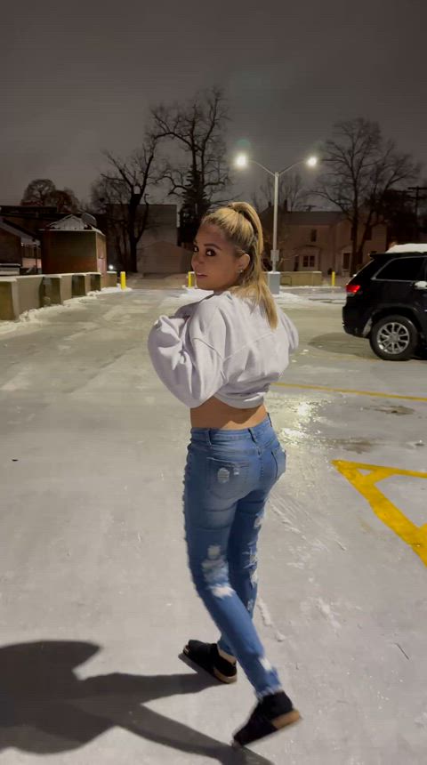 I'm the best ride in this parking lot : video clip