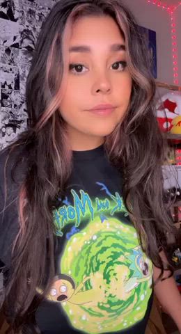 Am I the type of big tiddy girl you’d want on your bed? : video clip