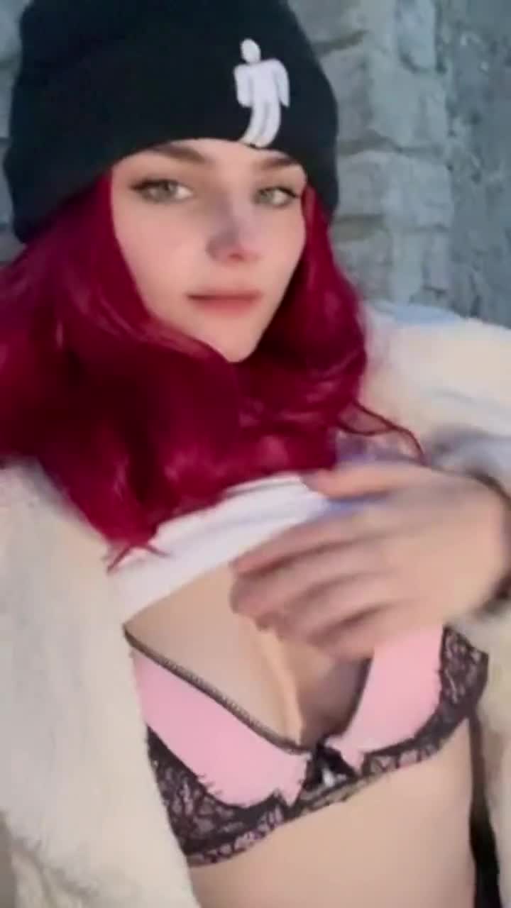 I was at a castle today, it was pretty cool but even cooler was when I got my teenn tits out for you at the castle, hopefully no one saw me : video clip