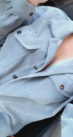 Car play gets me so wett and horny 🐱💦 : video clip