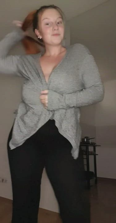 I don't care you have a girlfriend I'll still send you nudes! : video clip
