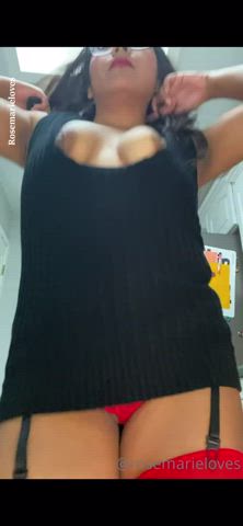 Bouncing Mommy tits : video clip