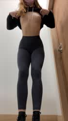 I love that you can hear the other girls in the locker room.. they have no idea I'm playing with my pussy in here [GIF] : video clip