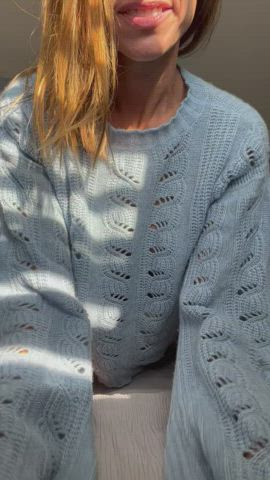 It’s sweater season but I’ll let you warm up my insides : video clip