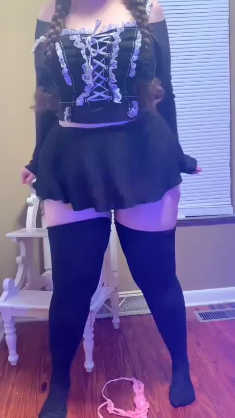 where are the chubby pussy lovers? : video clip
