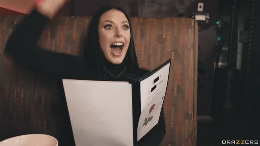 Angela White Fucked w/ Cartoon Sound Effects : video clip
