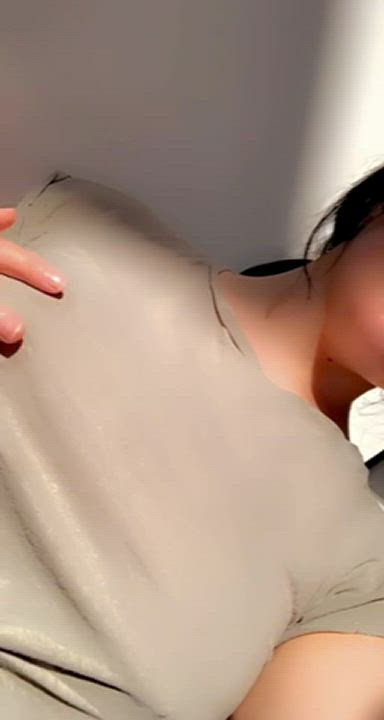 Grab my big titties while you creampie me 🙊 : video clip