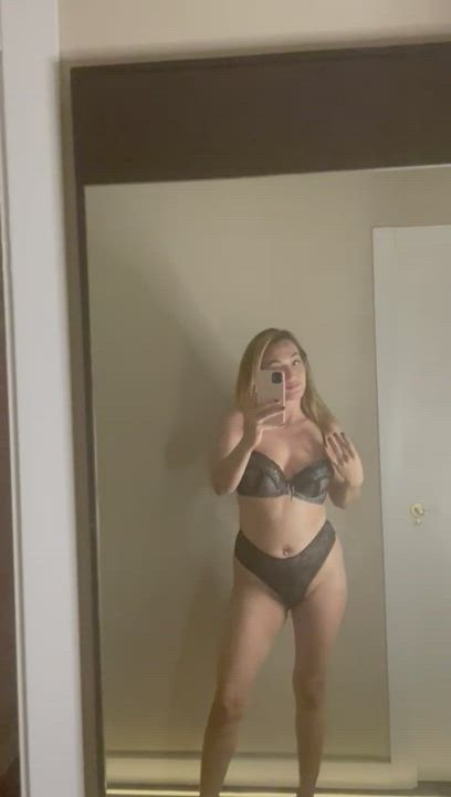 Roses are red, violets are blue, whenever I have dirty thought, it always involves you🥰 : video clip