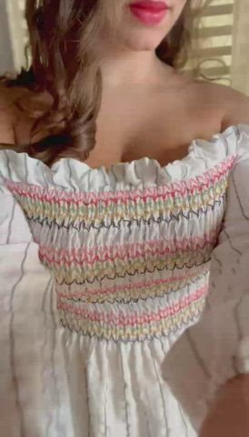 Here are my huge natural 19yr old titties for your face :) : video clip