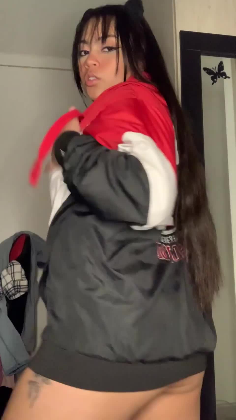 Anyone else in here loves to be gooned in a jacket, without underwear? : video clip