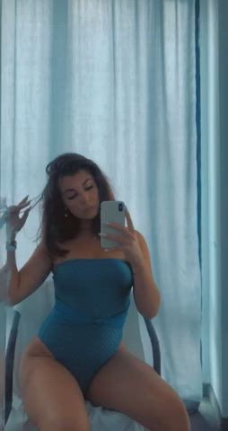 (18) If even 4 guys would smash me, I’ll celebrate and fuck myself 💕 : video clip