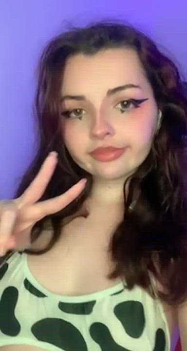 Are lewd girls your type, daddy? : video clip