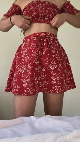 Thick thighs and bush : video clip