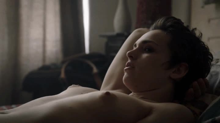 Sara Serraiocco in Counterpart [S1E6-2018]: Pointers : video clip