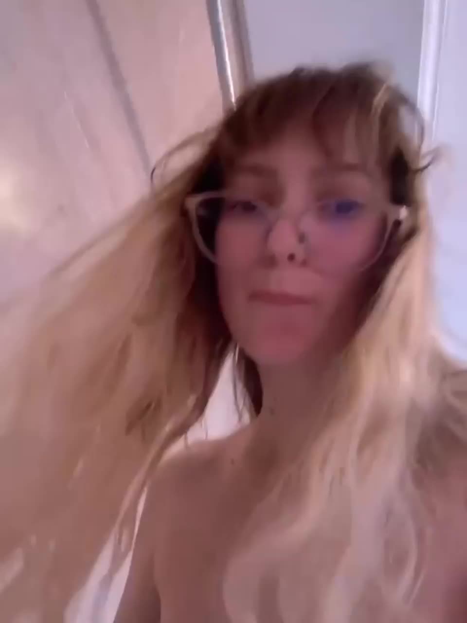 would you cum inside.. : video clip