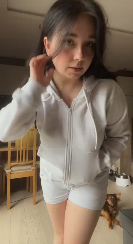 Can I make you hard even when I’m wearing my comfy clothes? : video clip