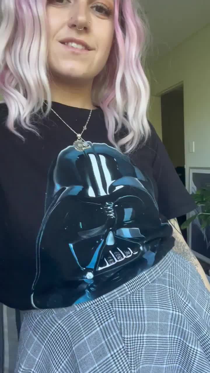 Breed a smiley alt girl? 😋 : video clip