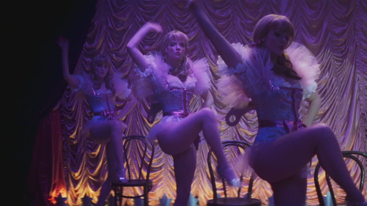 I'd love to have Anya Taylor-Joy as my wind-up doll : video clip