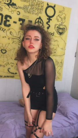 Do you want more of me? : video clip