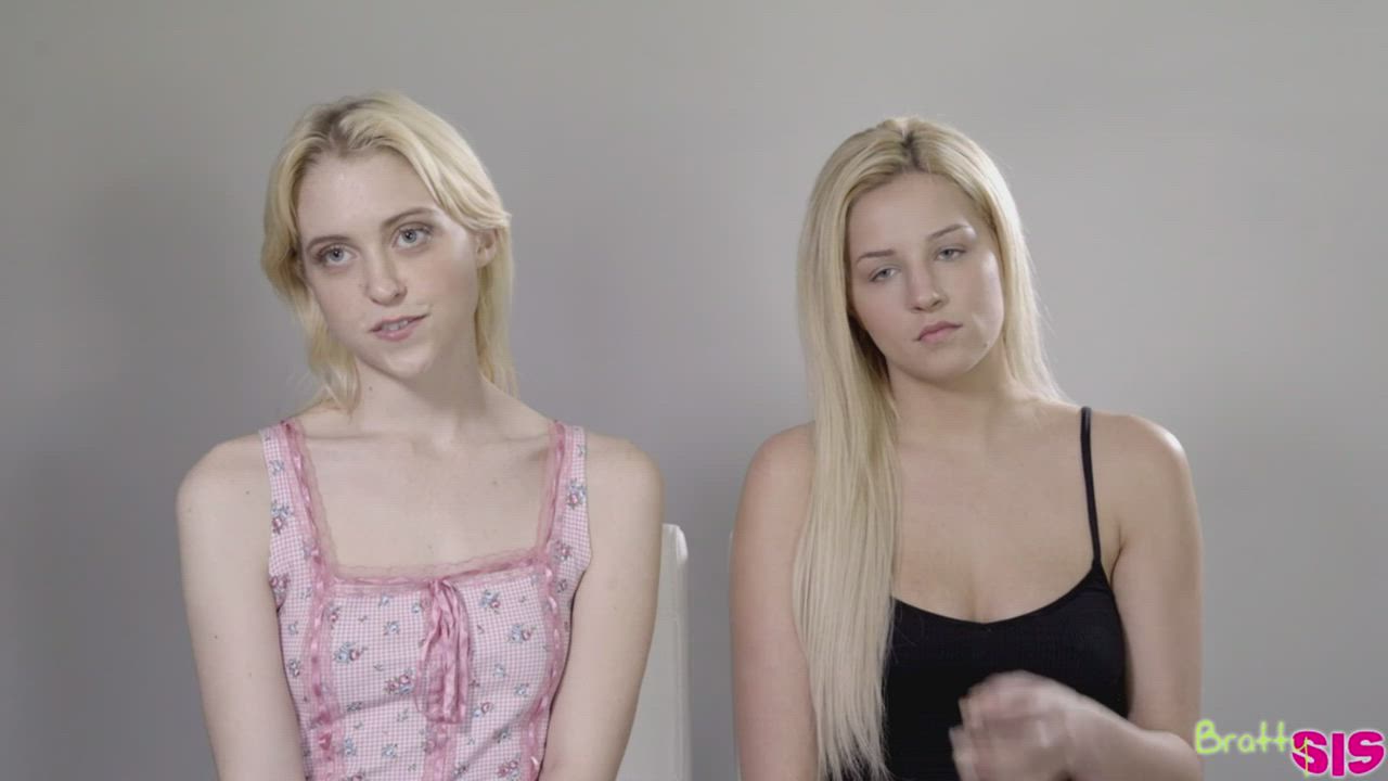 [FFM] Step Daughters Decided To Seduce Their Father : video clip